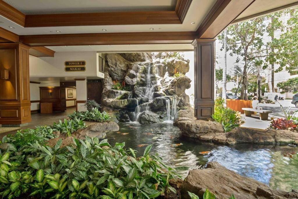 Apartment Ho'omaluhia High Floor Ocean View, Free Parking Honolulu