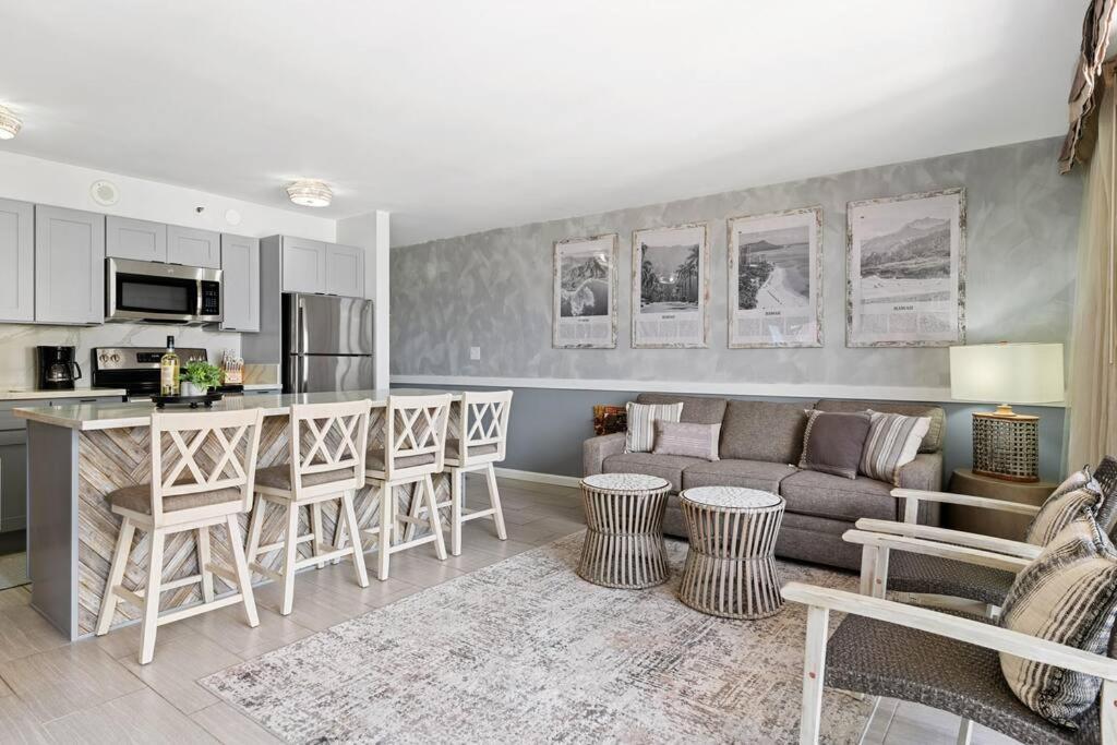 Apartment Ho'omaluhia High Floor Ocean View, Free Parking *